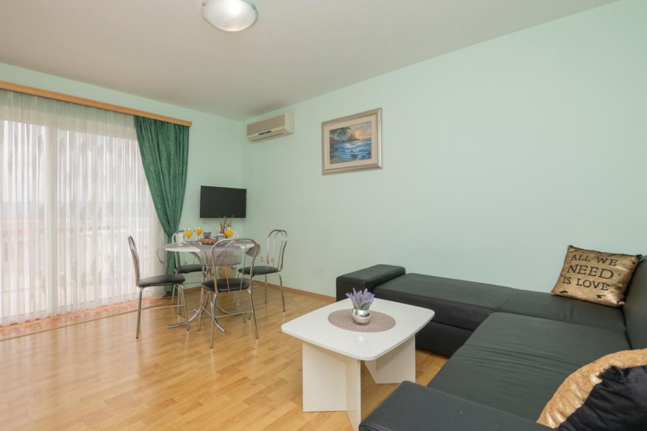 Apartments Zdravka ล็อควา โรโกซนิตซา ภายนอก รูปภาพ